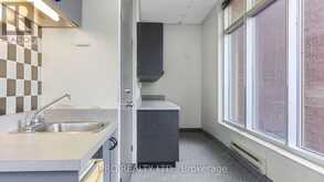 1B - 918 DUNDAS STREET E Mississauga