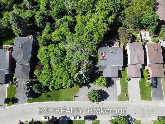 106 SEATON DRIVE Aurora  Ontario