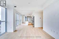 1002 - 1063 DOUGLAS MCCURDY COMM CIRCLE Mississauga 