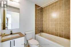 1002 - 1063 DOUGLAS MCCURDY COMM CIRCLE Mississauga 