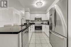 615 - 29 NORTHERN HEIGHTS DRIVE Richmond Hill 