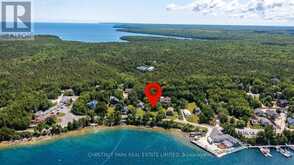 60 BAY STREET S Northern Bruce Peninsula