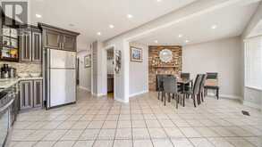 36 WOODSIDE COURT Brampton 