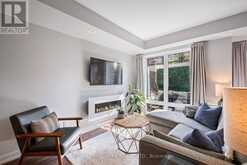 105 - 2 DUNSHEATH WAY Markham 