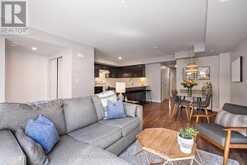 105 - 2 DUNSHEATH WAY Markham 