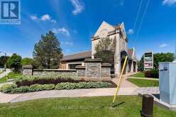 2 - 8700 BATHURST STREET Vaughan 