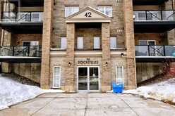 410 - 42 FERNDALE DRIVE S Barrie 