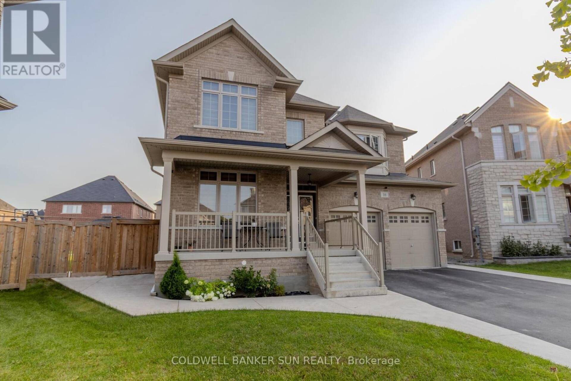 16 ARCHWAY TRAIL Brampton 