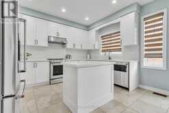 16 ARCHWAY TRAIL Brampton 