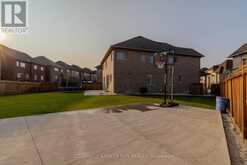 16 ARCHWAY TRAIL Brampton 