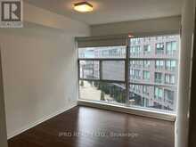 505 - 11 ST JOSEPH STREET Toronto 