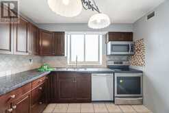 303 - 145 HILLCREST AVENUE Mississauga 