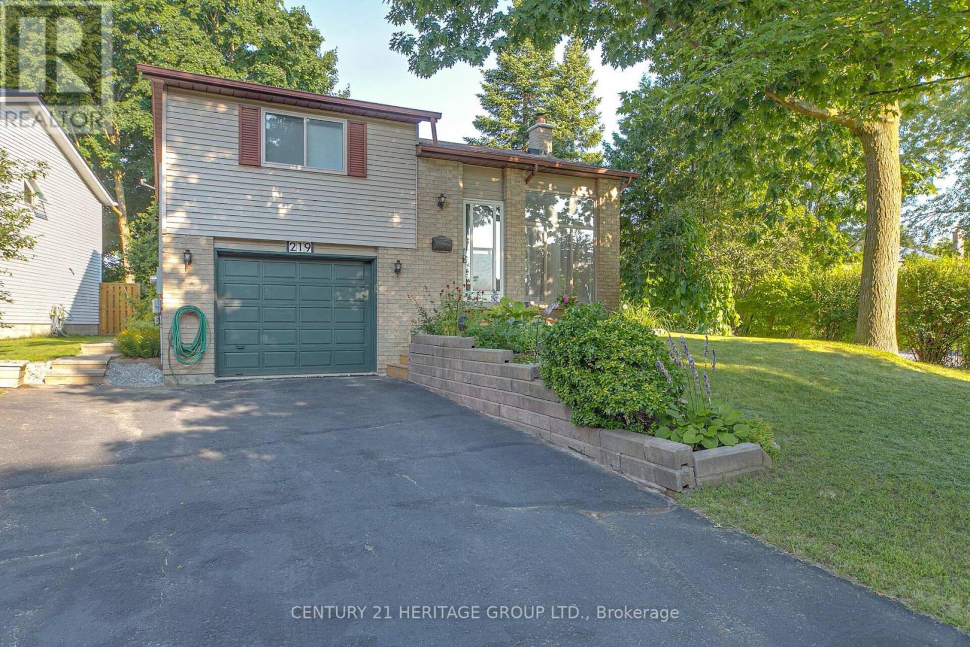 219 BURNS CIRCLE Barrie