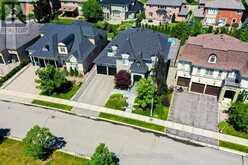 11 LOUVRE CIRCLE Brampton 