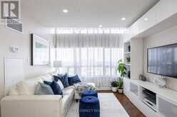 PH214 - 120 PROMENADE CIRCLE Vaughan 