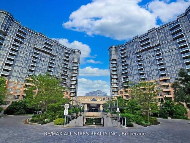 1226 - 33 COX BOULEVARD Markham  Ontario