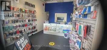 36 - 16655 YONGE STREET Newmarket 