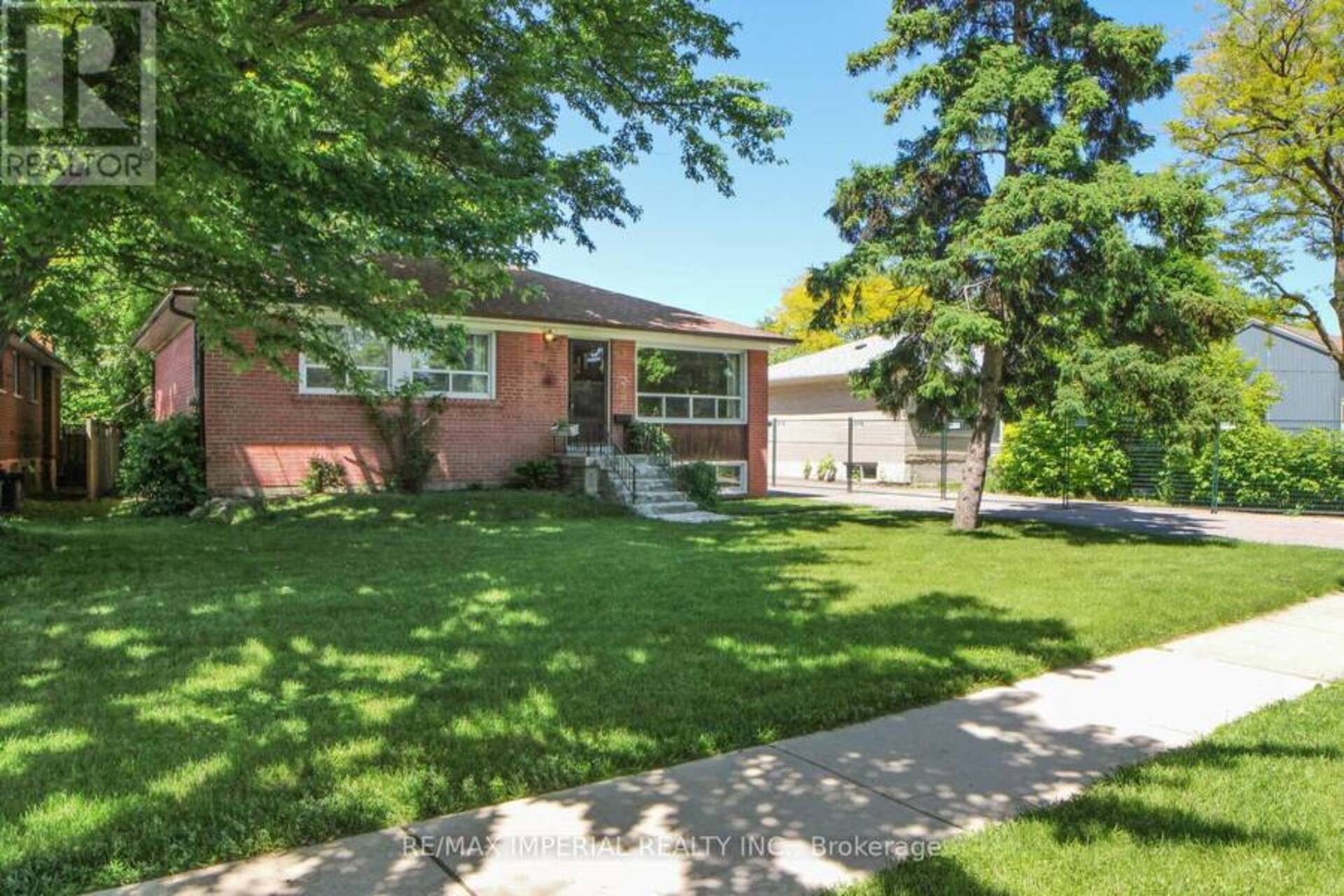 391 CROSBY AVENUE Richmond Hill