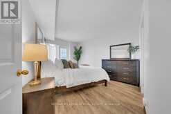 1008 - 30 HARDING BOULEVARD W Richmond Hill