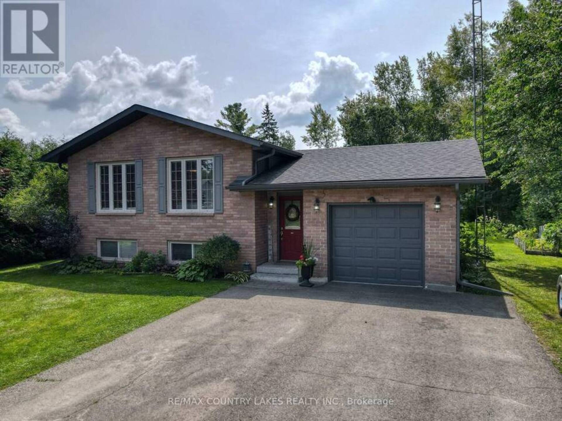 39 GREENWOOD CRESCENT Kawartha Lakes