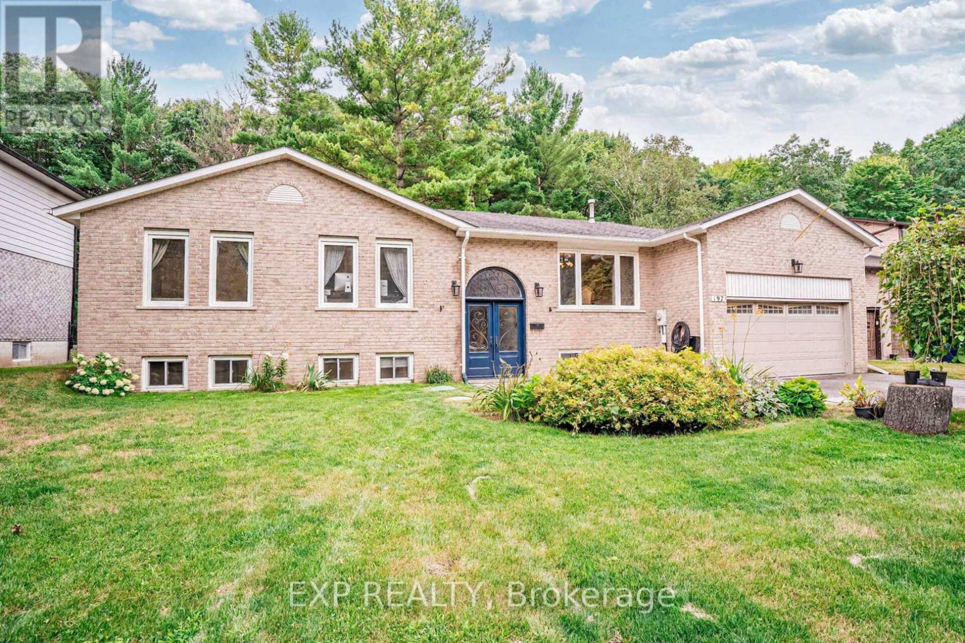 197 PARK AVENUE East Gwillimbury 