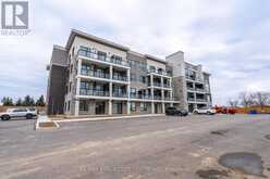 302 - 120 SPRINGVALLEY CRESCENT Hamilton 