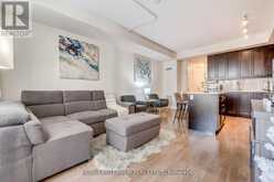 421 - 9075 JANE STREET Vaughan 