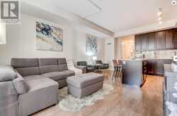 421 - 9075 JANE STREET Vaughan 