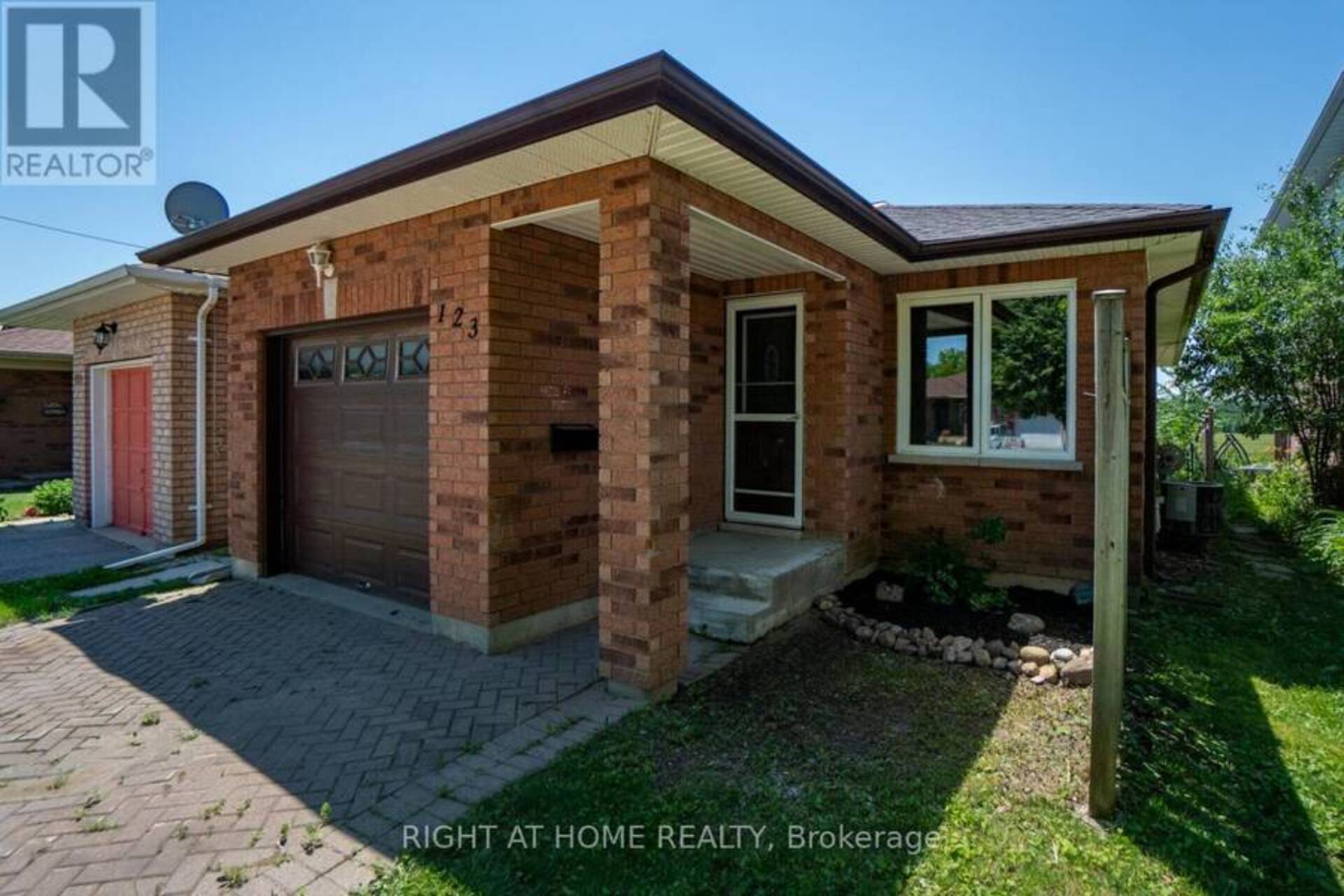 #1 & #2 - 123 BENSON DRIVE Barrie 