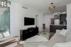 326 - 7608 YONGE STREET Vaughan 