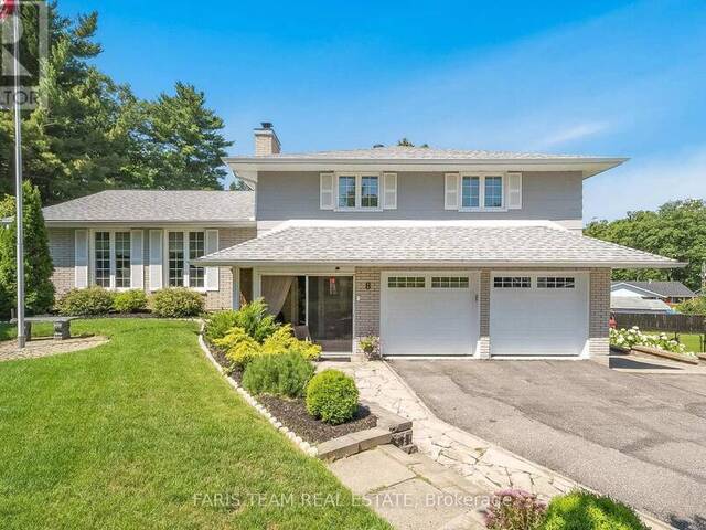 8 VIEL STREET Penetanguishene Ontario