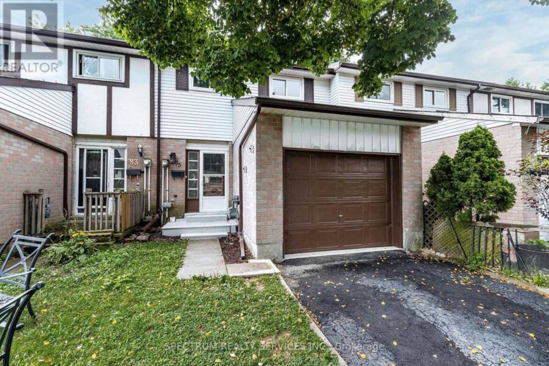 85 GOLDEN ORCHARD DRIVE Hamilton 