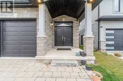 2872 DOYLE DRIVE London