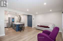 22 - 1809 UPPER WENTWORTH STREET W Hamilton 