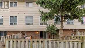 3 SANDRINGHAM COURT Brampton 