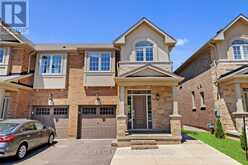 UPPER - 385 THRESHING MILL BOULEVARD Oakville