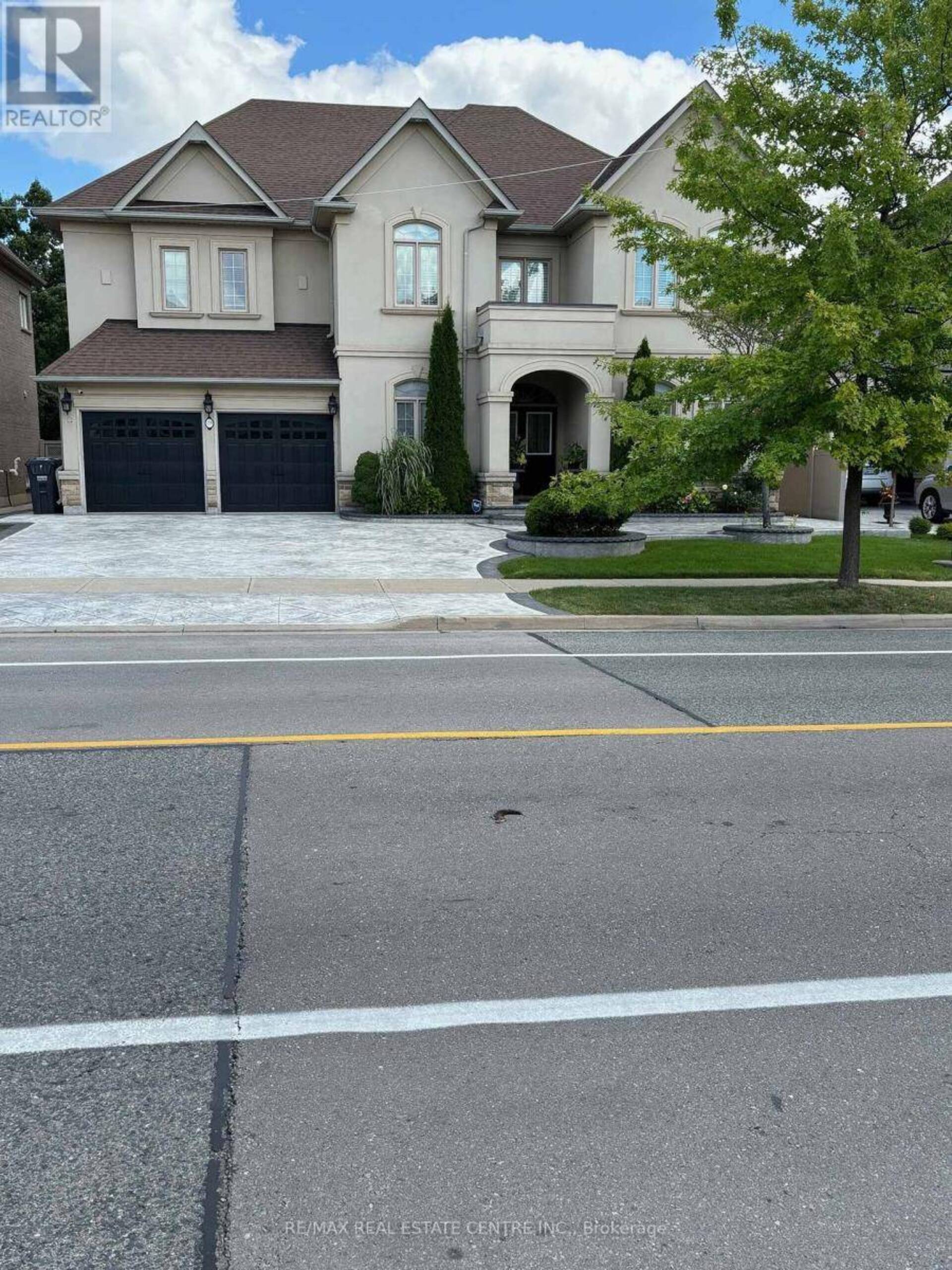 119 ROYAL WEST BSMT DRIVE Brampton 