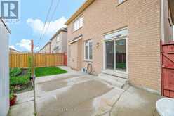 18 OPENBAY GARDENS Brampton 