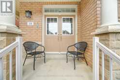 18 OPENBAY GARDENS Brampton 