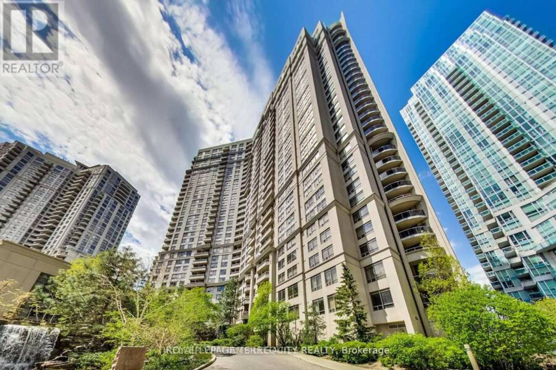 226 - 3888 DUKE OF YORK BOULEVARD Mississauga 