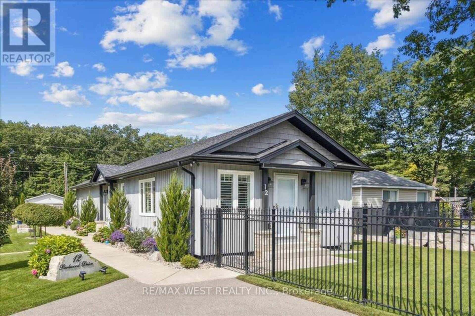 12 PARKWOOD DRIVE Wasaga Beach