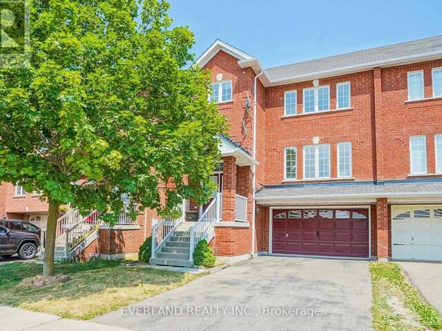 221 KNAPTON DRIVE Newmarket Ontario