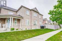 1 HURON LANE Bradford/West Gwillimbury 