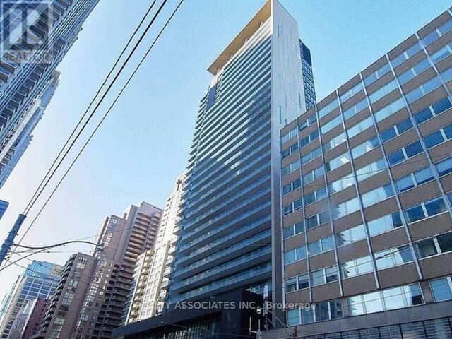 1401 - 770 BAY STREET Toronto  Ontario