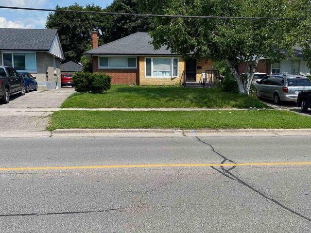 BSMT - 215 WILSON ROAD S Oshawa  Ontario