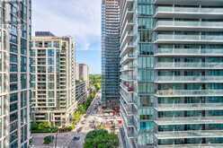 1212 - 195 REDPATH AVENUE Toronto 