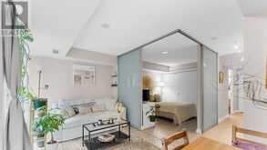 402 - 126 SIMCOE STREET Toronto 