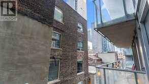 402 - 126 SIMCOE STREET Toronto 