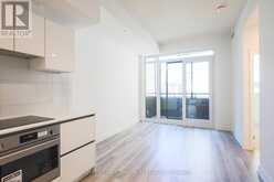 720 - 234 SIMCOE STREET Toronto 