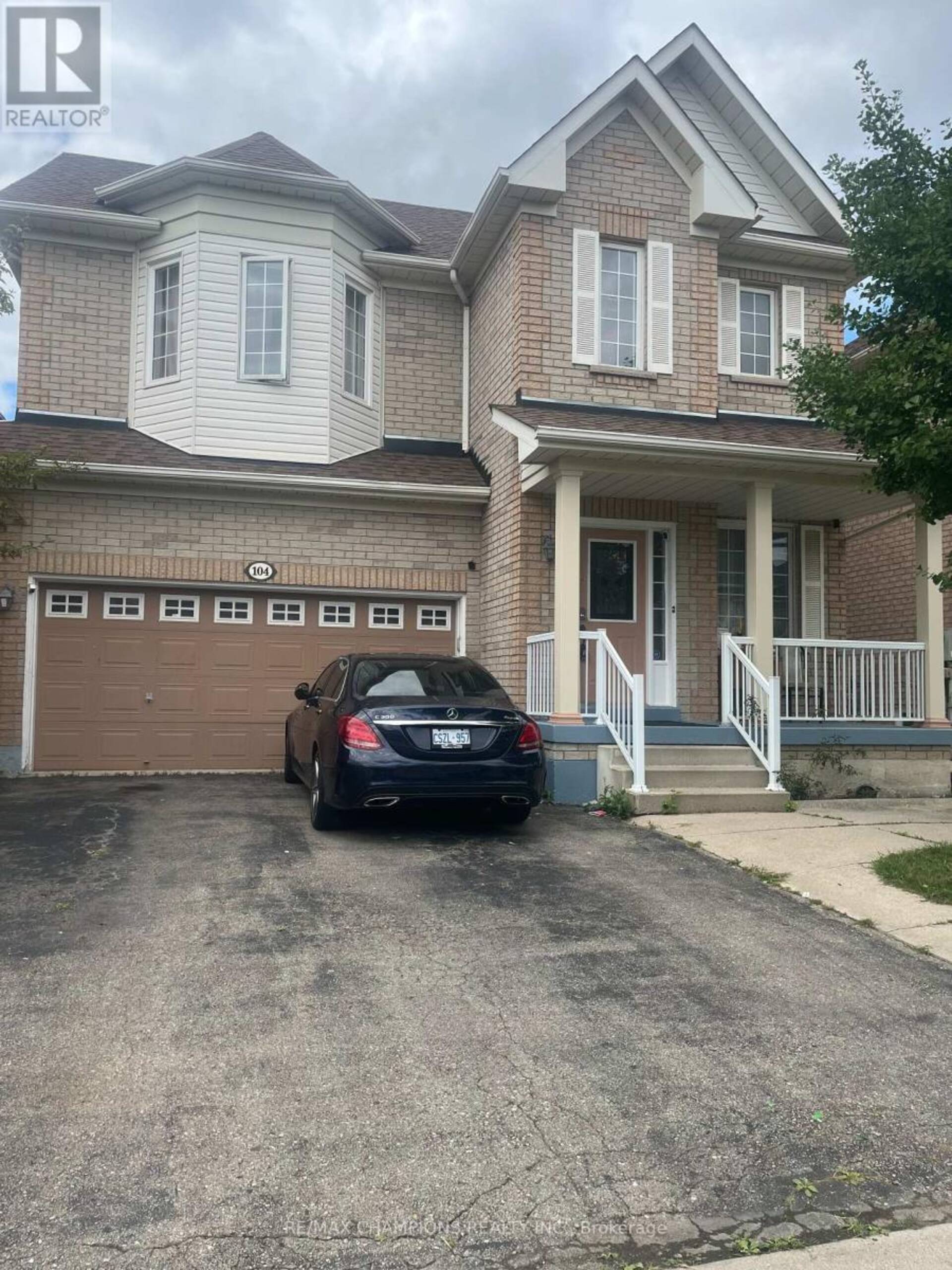 104 MASTERS GREEN CRESCENT Brampton